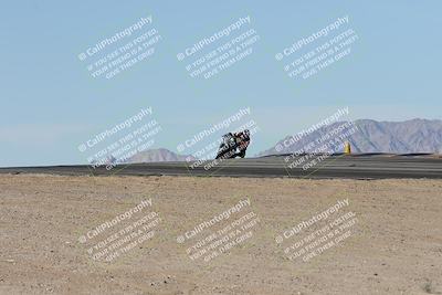 media/Dec-04-2025-Racers Edge (Thu) [[5ebc9f124d]]/3-B Group/7-Session 4 (Turn 10 Inside)/